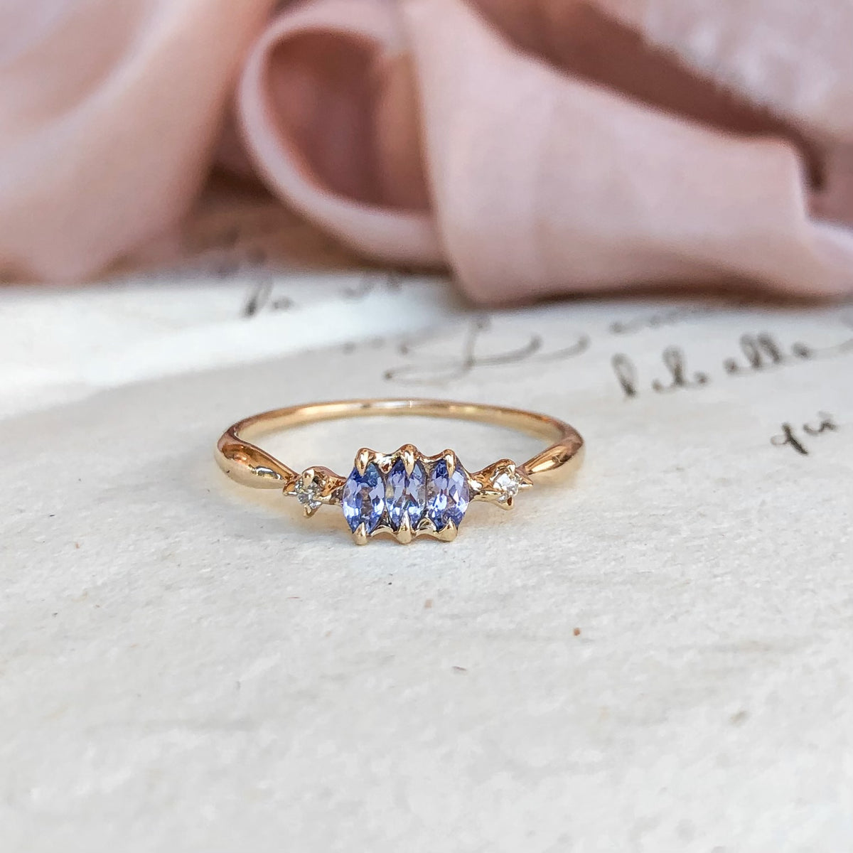 Bombom, Tanzanite Diamond Ring