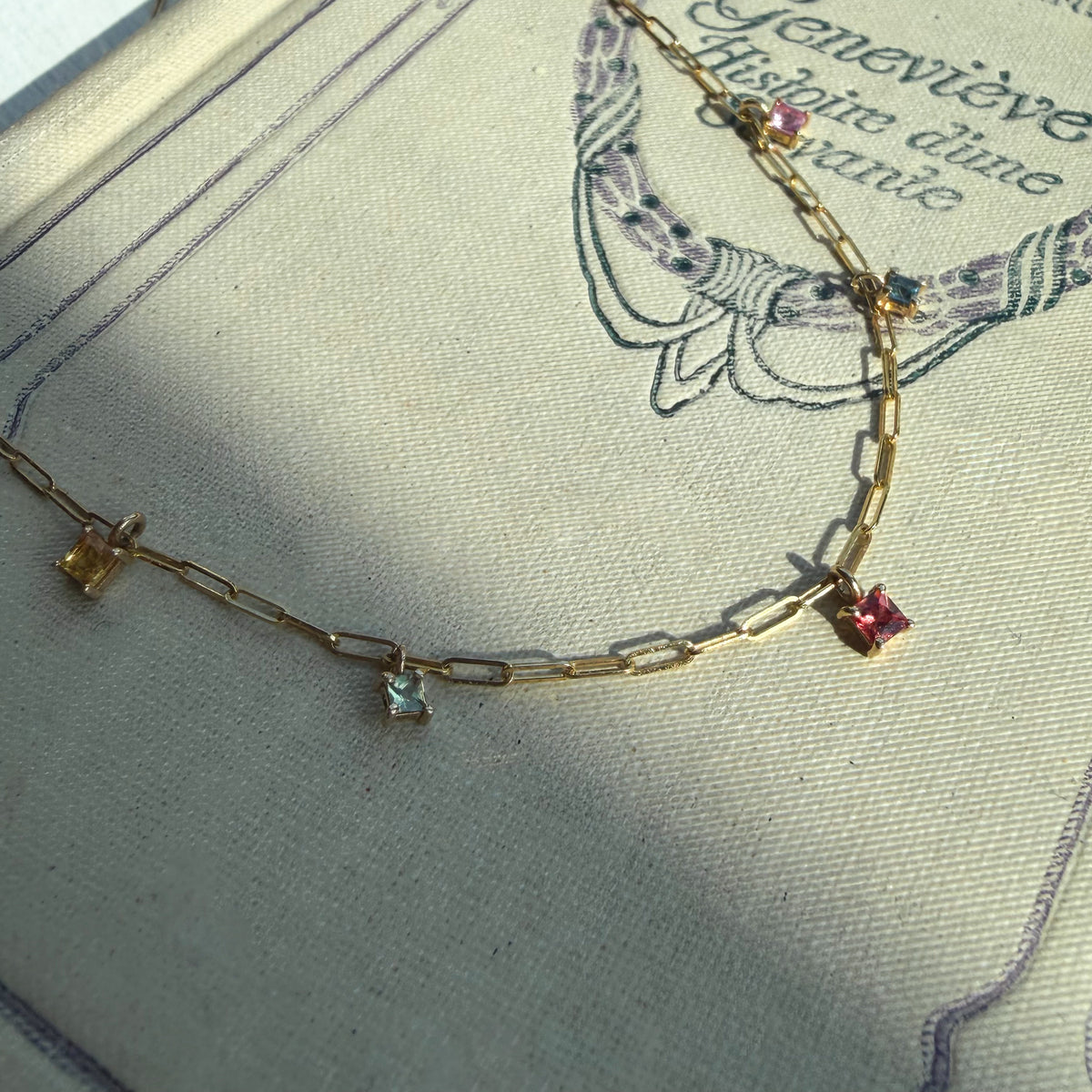 Confetti, 5 Sapphire Shaker Necklace
