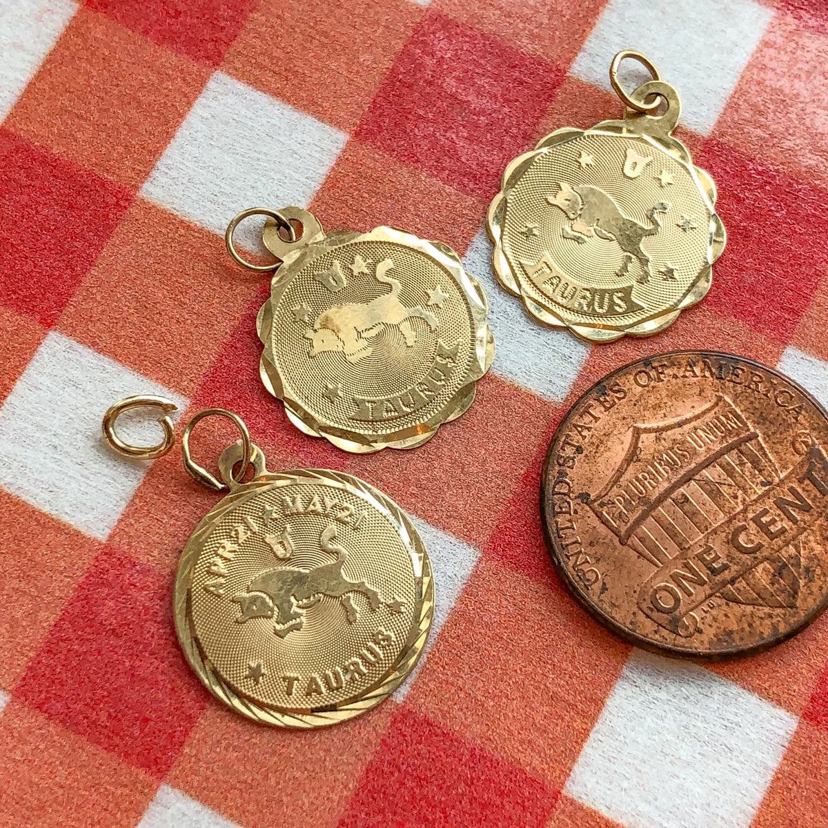 Taurus, Vintage Charm/Pendants