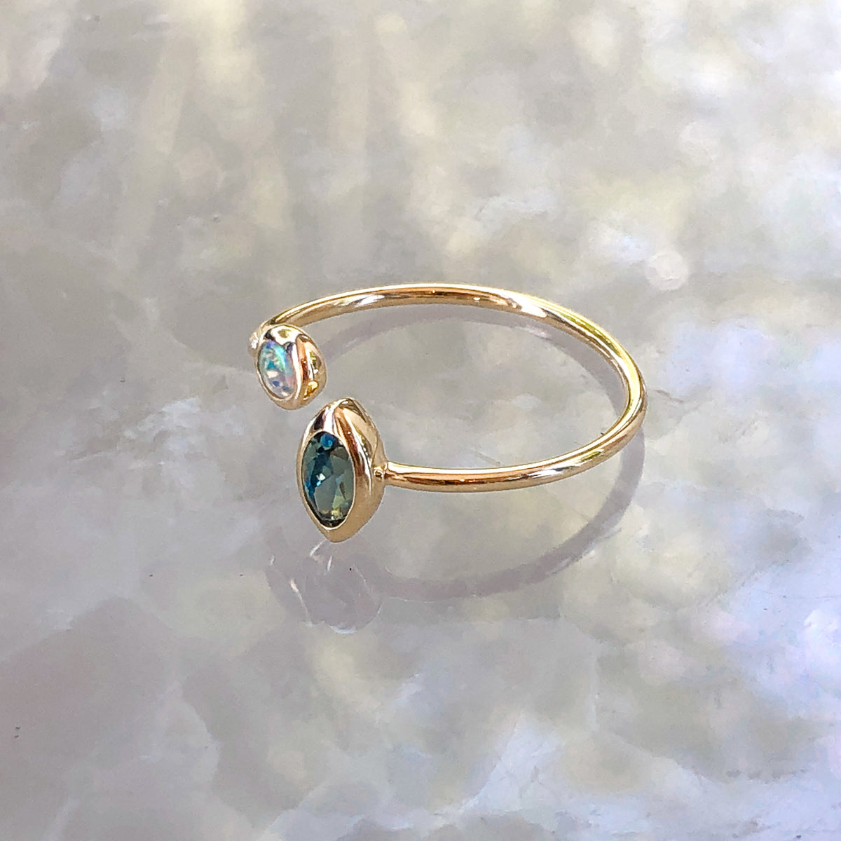 Solar, Sapphire Ring