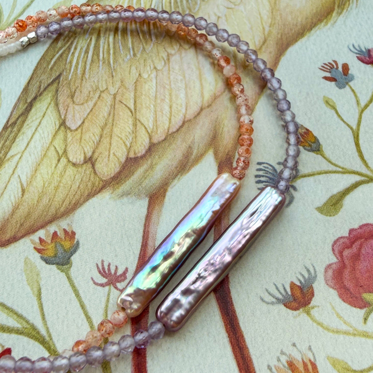 Seirḗn, Elongated Pearl Beaded Bracelet