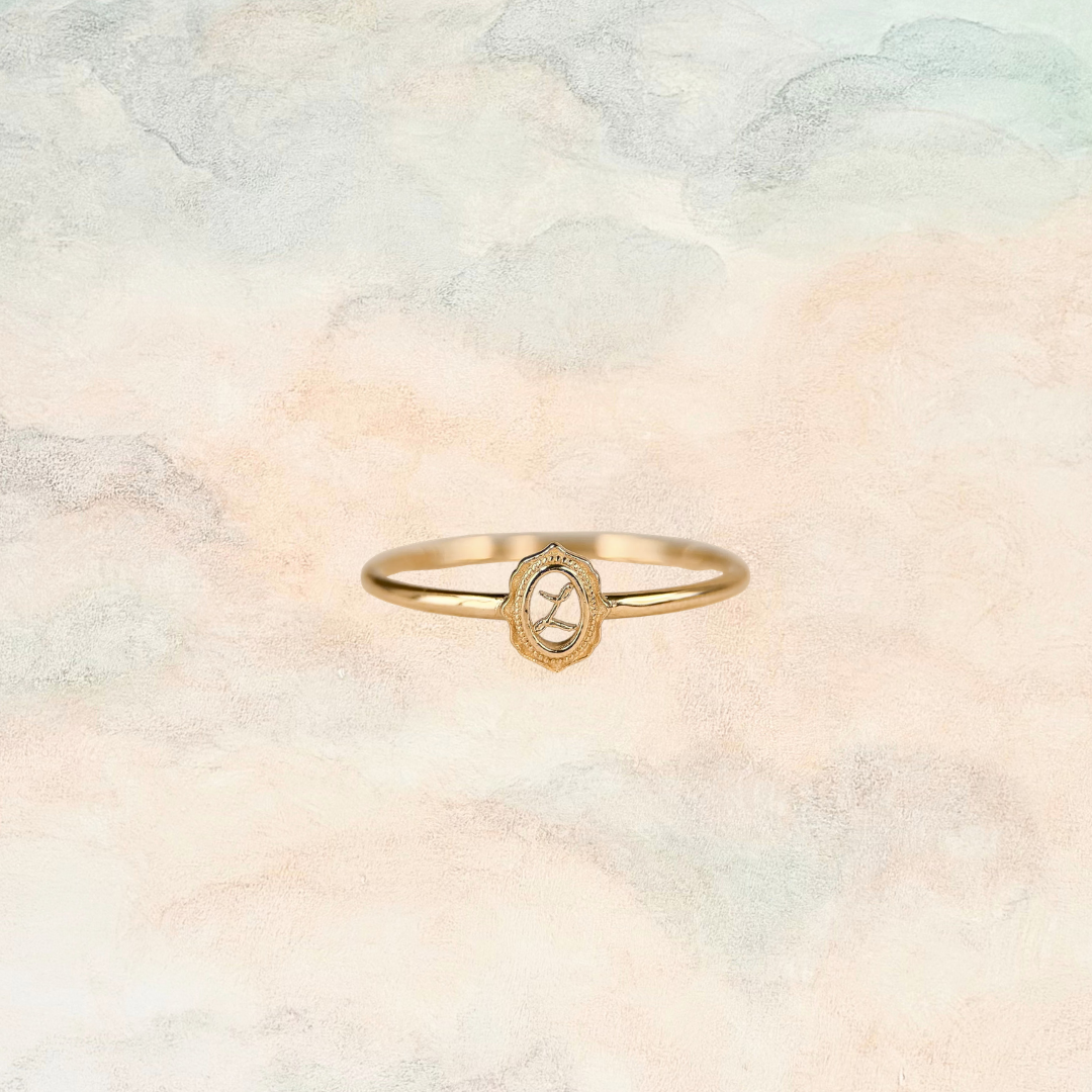 Petit Objet d'Art, Dainty Letter L Ring