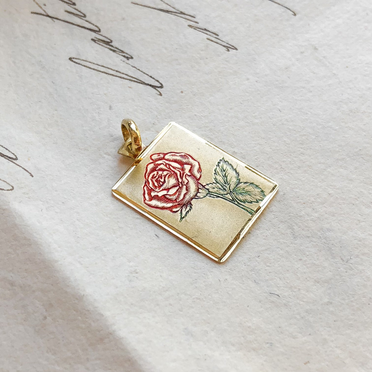 Vintage Rose Medallion