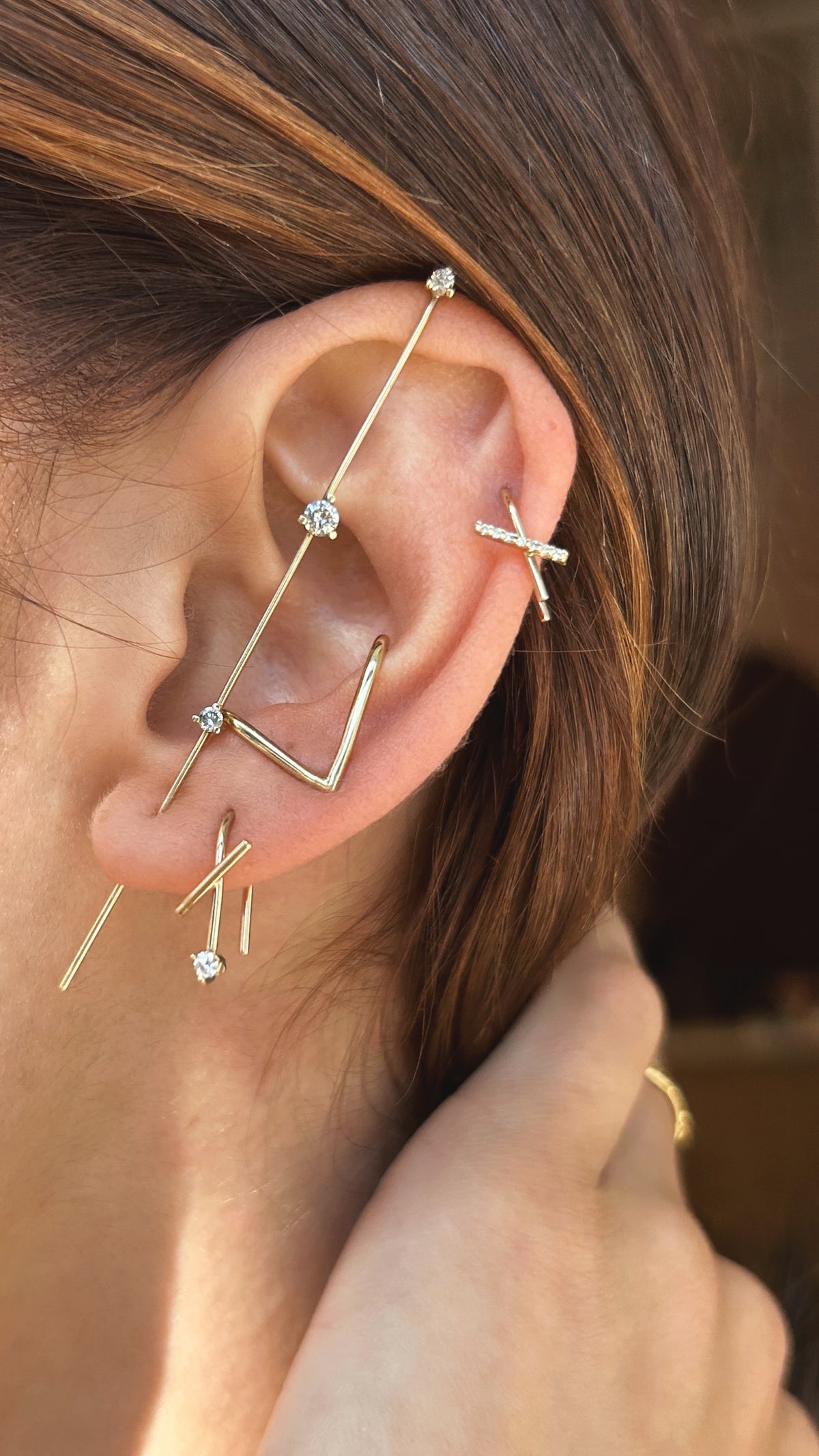 Mini Diamond Horizon Earring