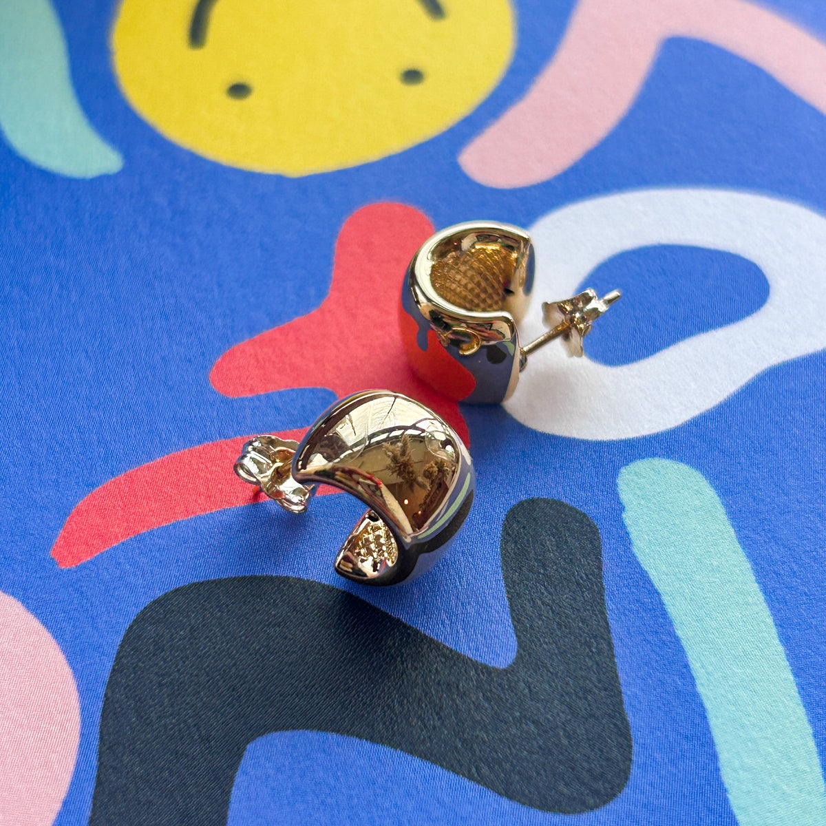 Noa, Polished Huggie Earrings