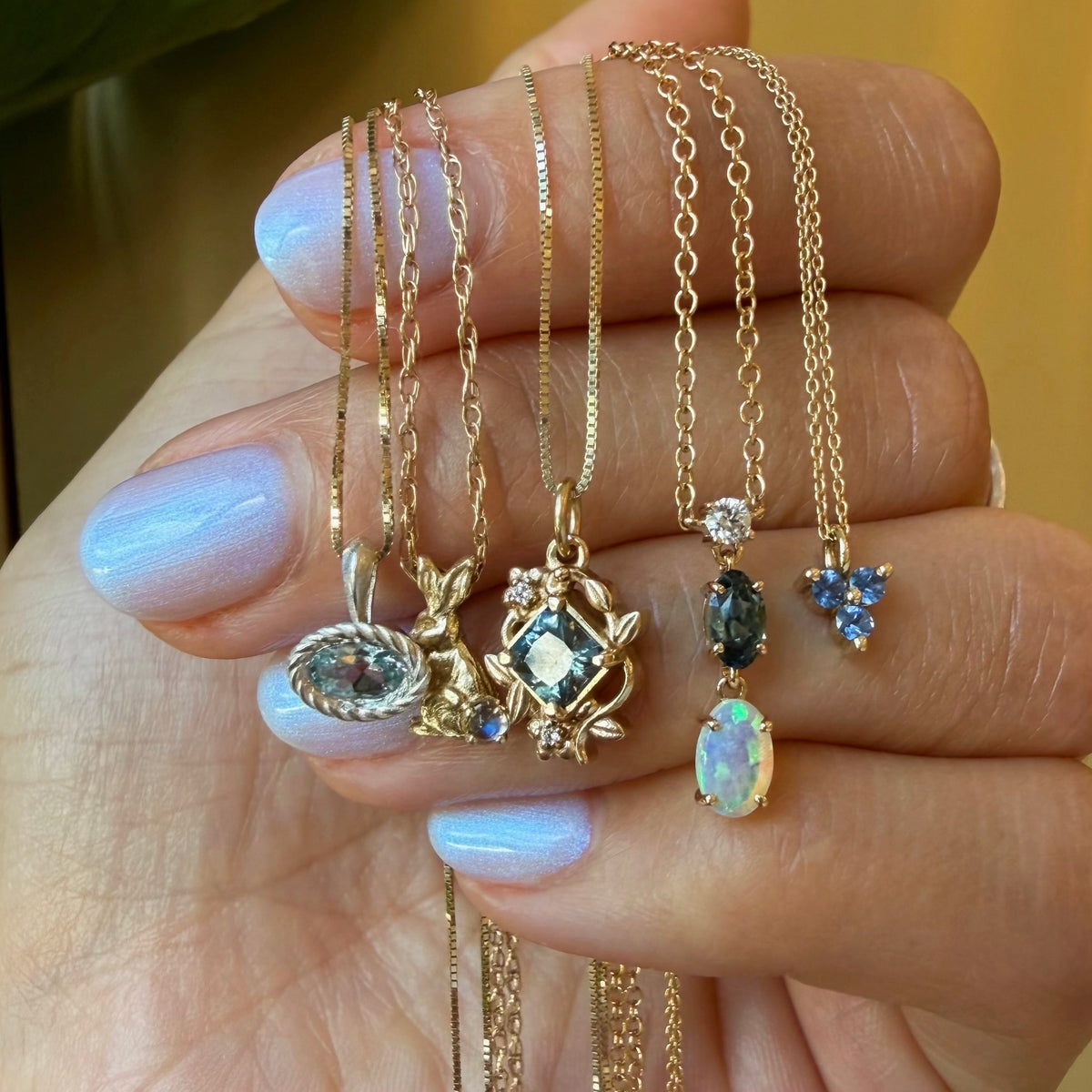 Queen's Best, Sapphire & Diamond Necklace