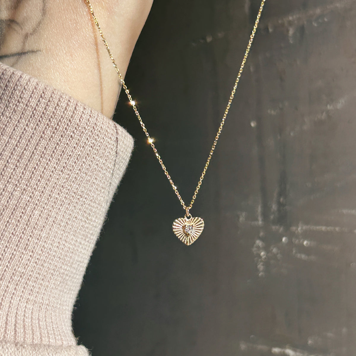 Ribbed Diamond Heart Necklace