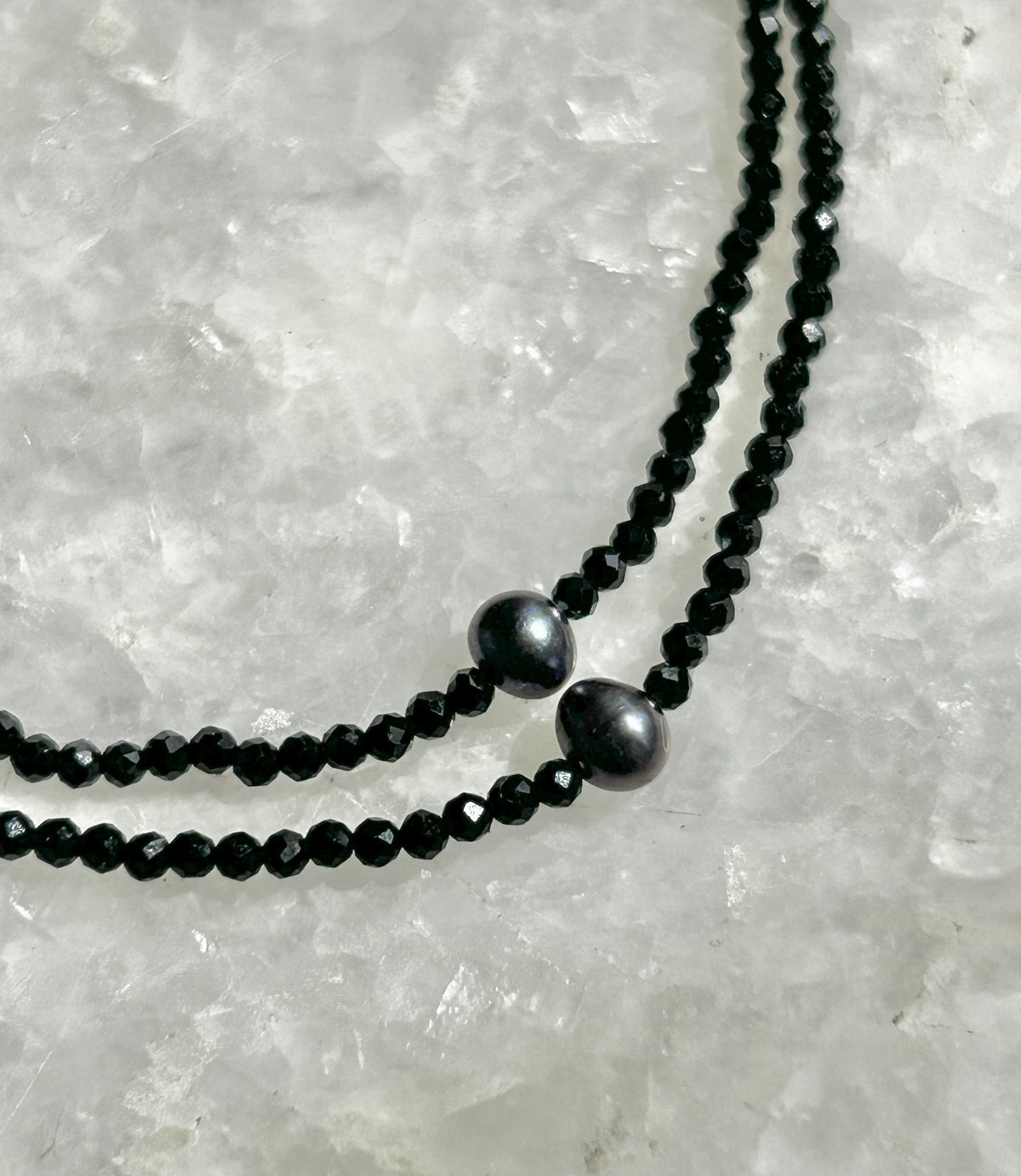 411, Gemstone Choker