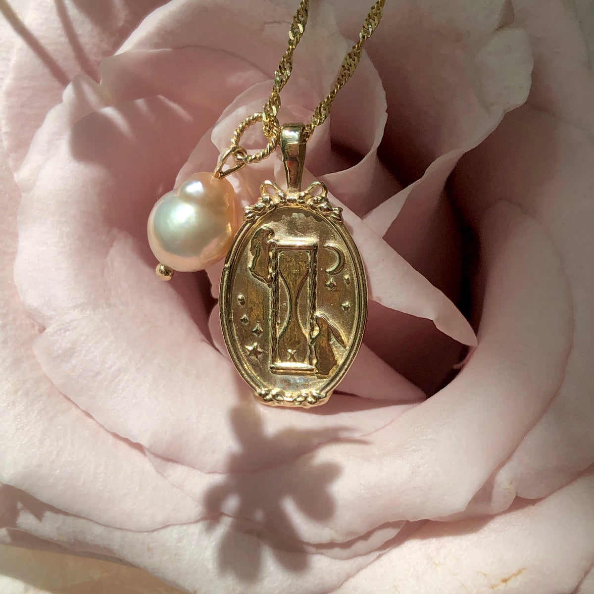 Tails 𝚇 Time, TGC Exclusive Pendant