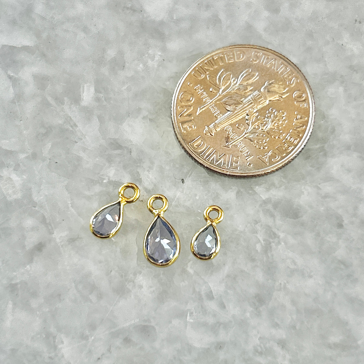 18k Tanzanite Birthstone Charm (December)