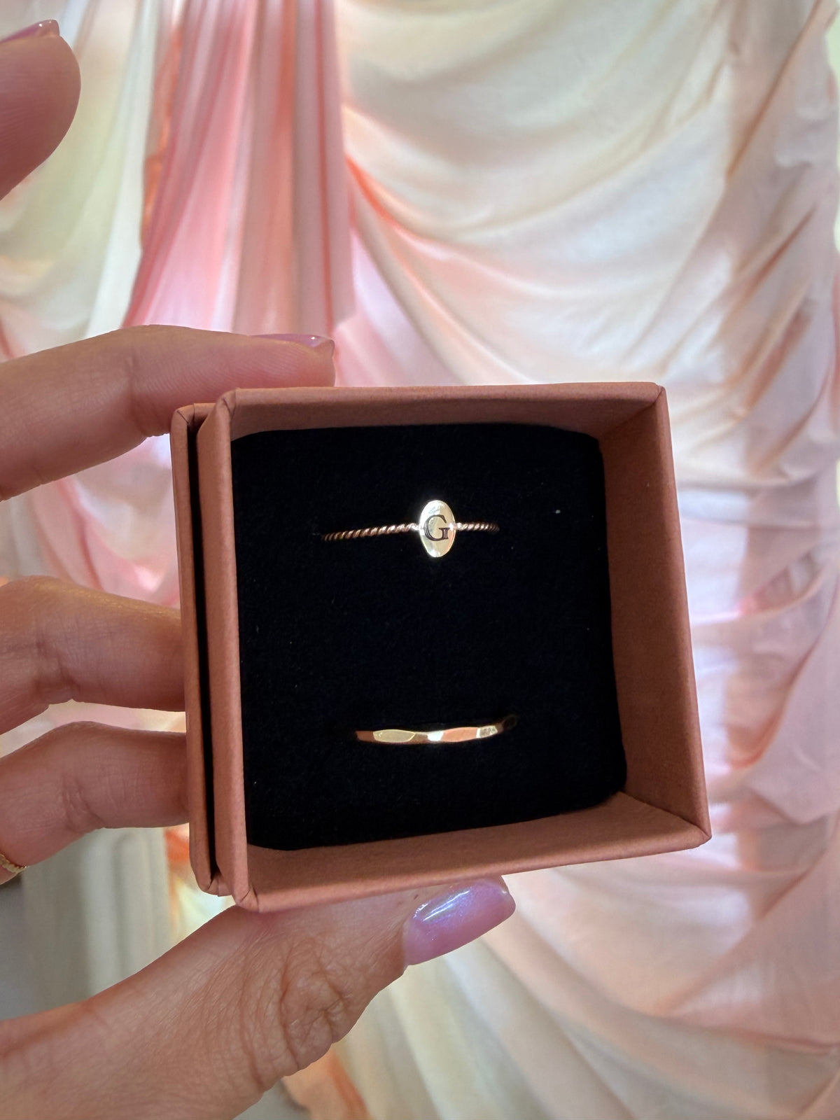 Sailorette, Dainty Signet Ring