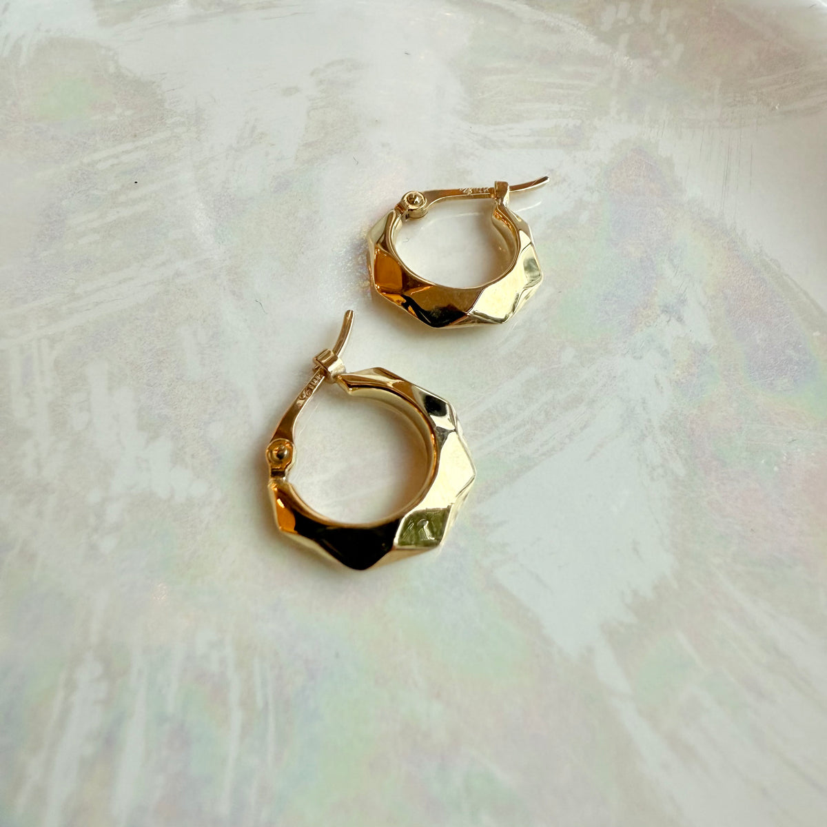 Gigi, Mini Faceted Geo Hoops