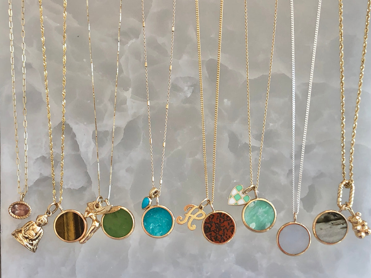 Moeda, Gemstone Pendant