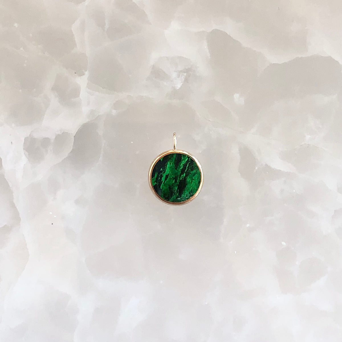 Moeda, Gemstone Pendant