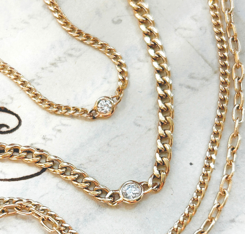 Airy Floating Diamond Curb Chain Bracelet