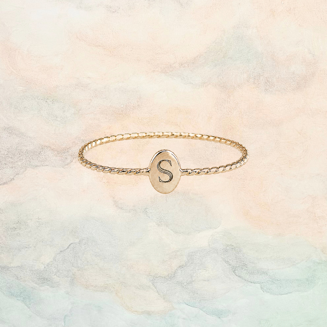 Sailorette, Dainty Signet Ring