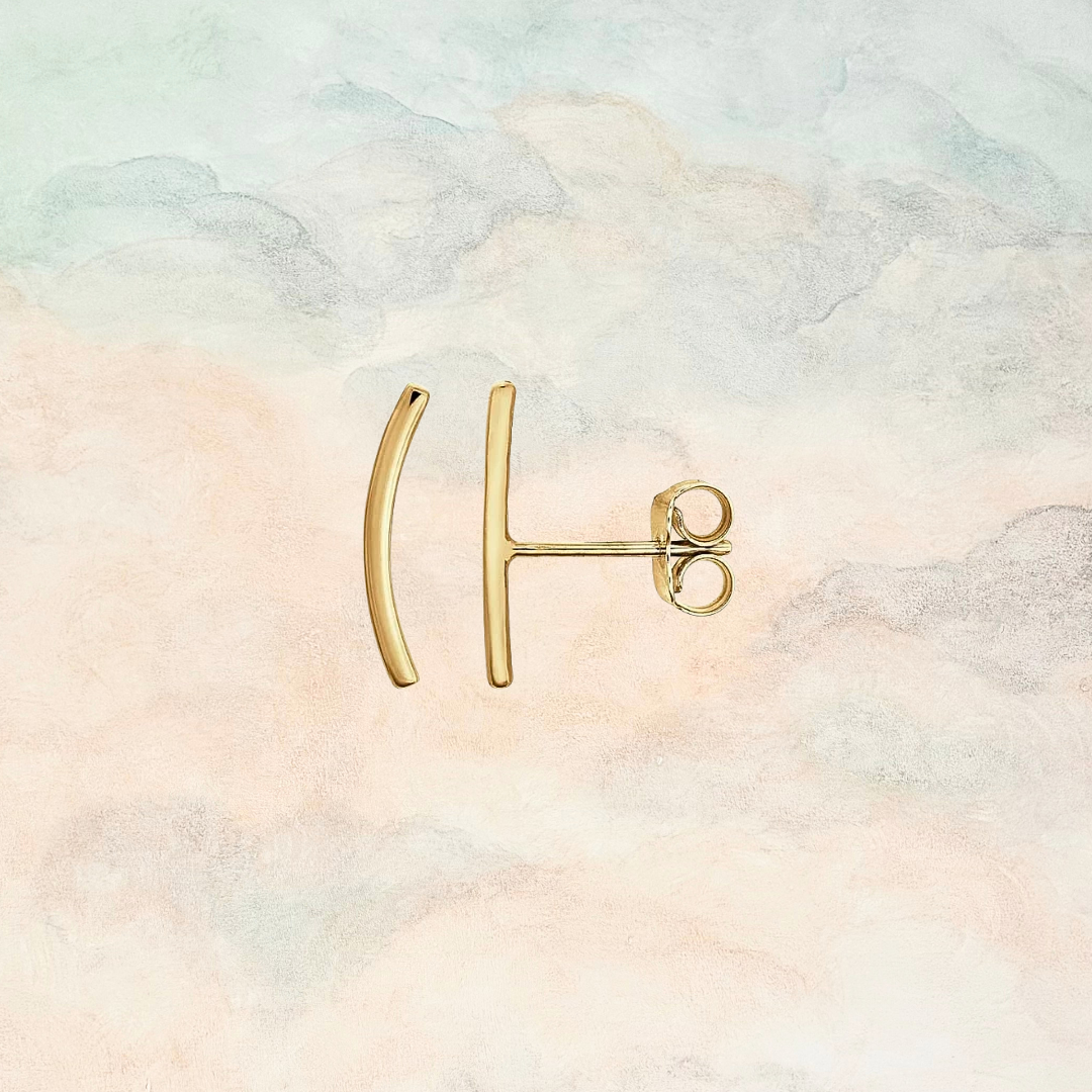 Chloe, Curved Bar Earring