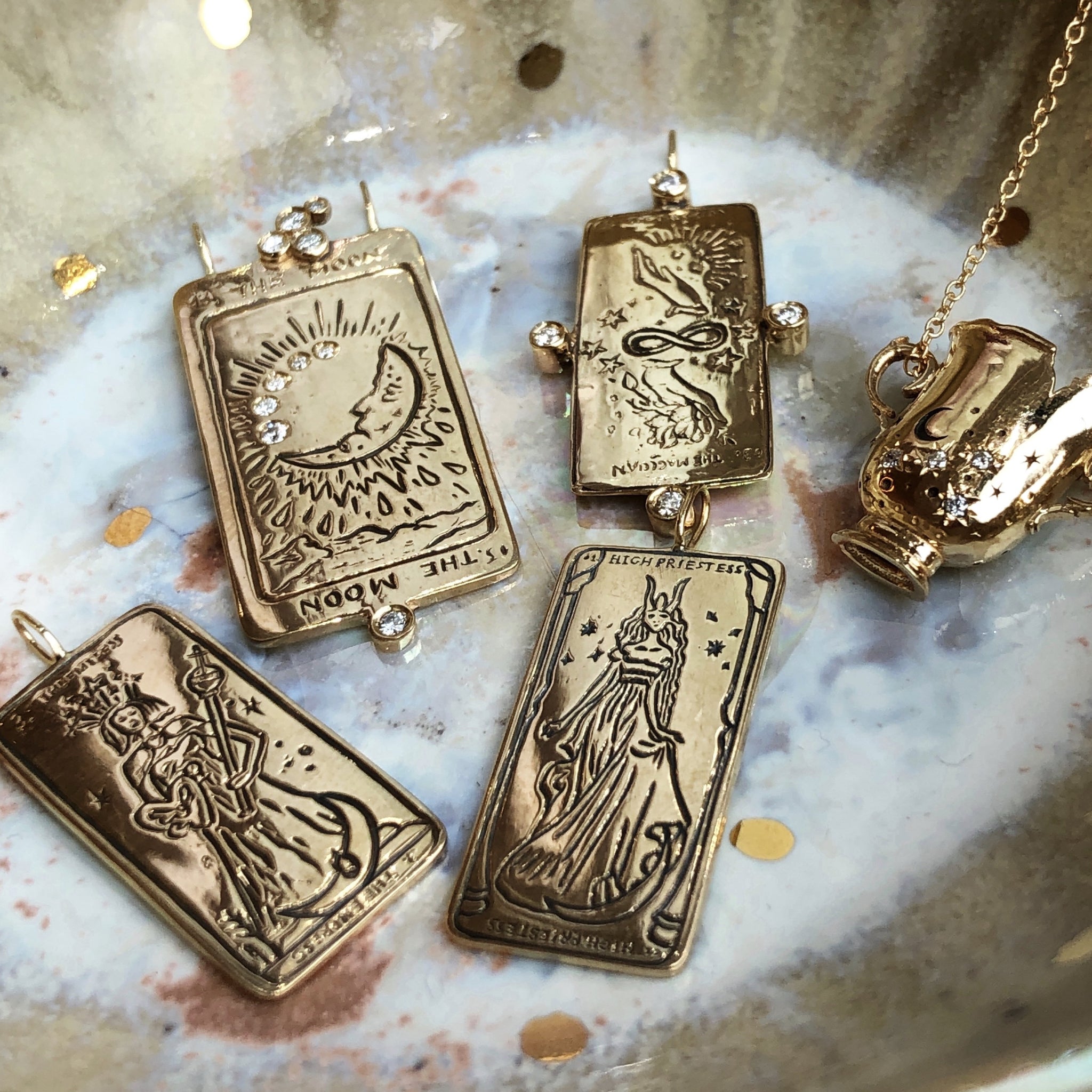 Tarot Cards Necklace the Star Tarot Necklace Sterling Silver , Tarot Gifts Tarot  Pendant Tarot Jewelry Gold Gift for Her by Demir Uluer - Etsy | Tarot  gifts, Gold gift, Silver necklaces